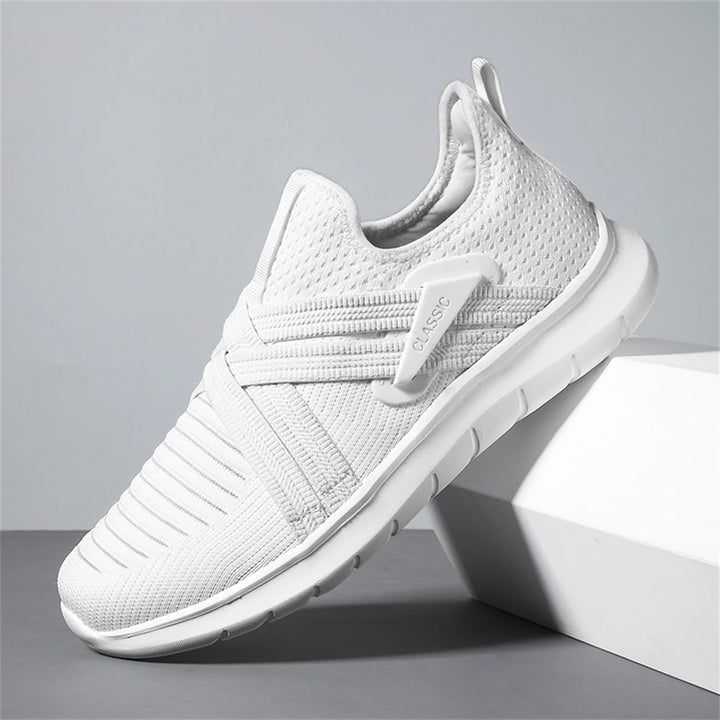 Nova Stride Sneakers