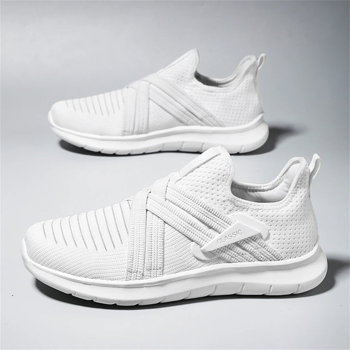 Nova Stride Sneakers