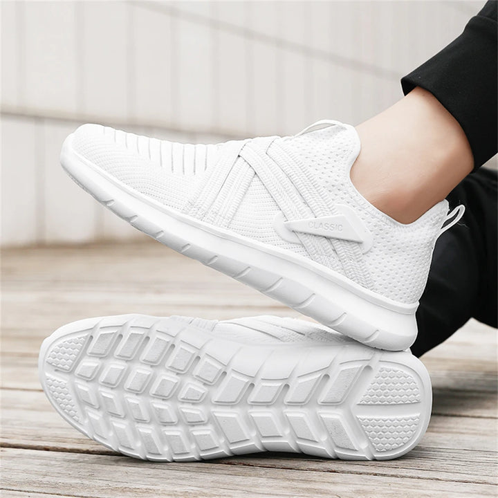 Nova Stride Sneakers